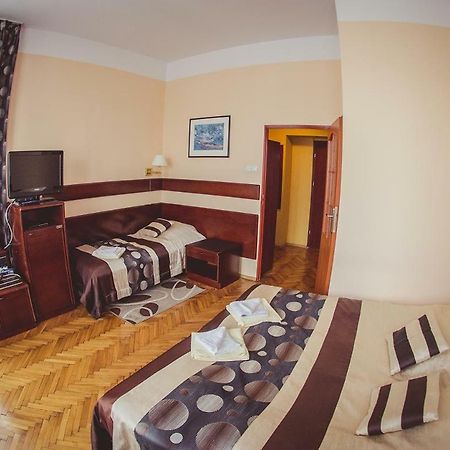 Pensjonat Willa Sorrento Krzeszowice Εξωτερικό φωτογραφία